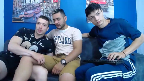 hott_asses  11-12-2022